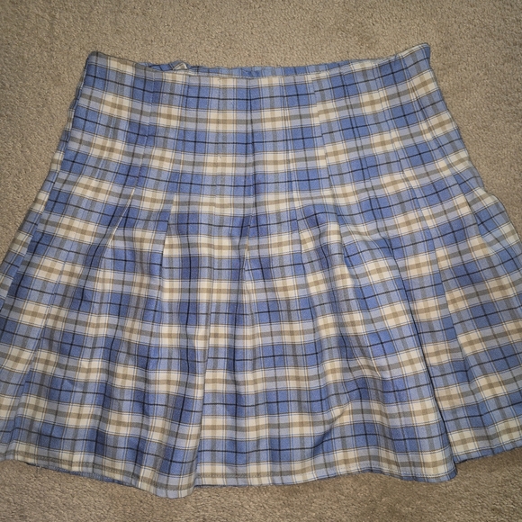 SHEIN MOOSTA Tartan Mini Pleated Skirt - Picture 2 of 3